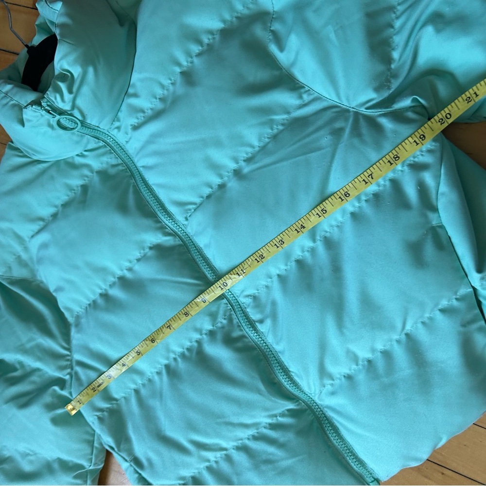 Gymshark Sz XS Mint Green Cropped Puffer Winter Coat - Picture 11 of 12
